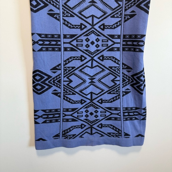 NWT FREE PEOPLE Blue Combo Stretchy Knit Body Con Aztec Dress! M/L Medium NEW - Picture 3 of 8